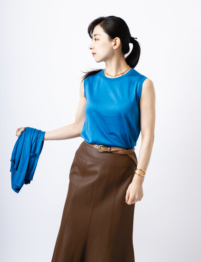 シルクノースリーブクルーネックKN8